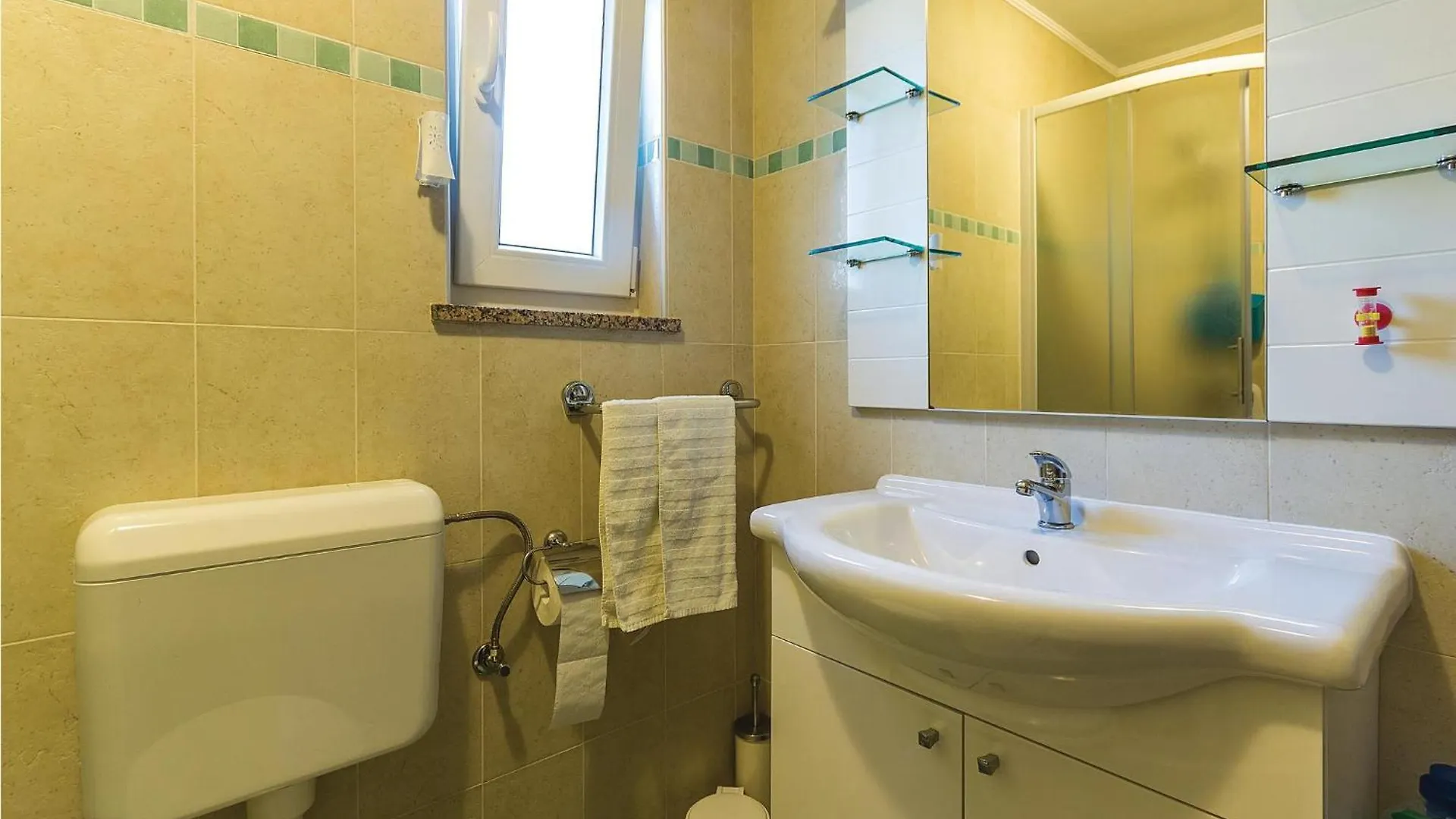 Cozy Apartment In Galizana With Wifi Croatia